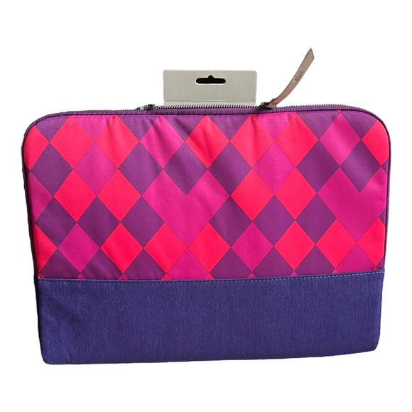 STM Grace, Women's Laptop Sleeve for 15” MacBooks & Ultrabooks - Purple Diamond - Picture 13 of 14